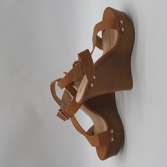 853- Vegan Pazzle Platform Sandals Size 8 NWT - Picture 9 of 12